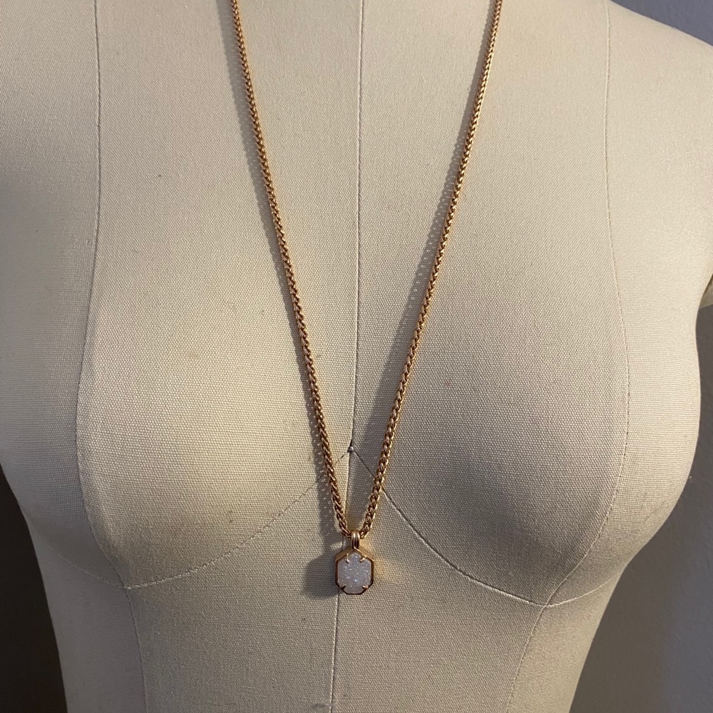 Kendra Scott Necklace